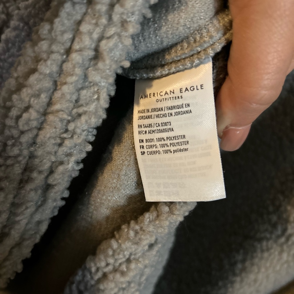 American Eagle Teddy Button Up Jacket Size Xs - image 3